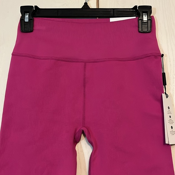 Calvin Klein Performance Ribbed Shorts - Picture 2 of 9